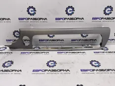 Декоративная накладка торпедо верхняя BMW