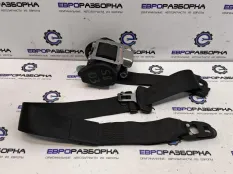 Ремень безопасности передний левый Audi S8