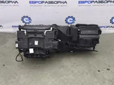 Отопитель в сборе (печка) Audi A8 D4 2012