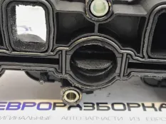 Впускной коллектор правый Audi A4 B8 2011