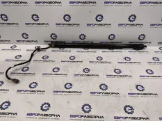 Амортизатор крышки багажника Land Rover 4 LR050867