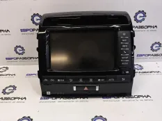 Блок навигации Toyota Land Cruiser 1 J200 рест.
