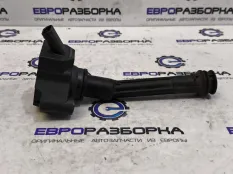 Катушка зажигания Volvo XC40 2020 31437796