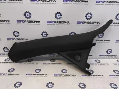 Обшивка стойки передней левая Audi R8 42 420 2008