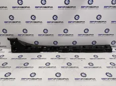 Кронштейн крепления порога правый BMW F06