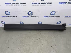 Накладка на порог левая Maserati Levante M161 2019