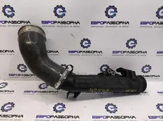 Патрубок интеркулера Volvo XC90 2 2019 31686412