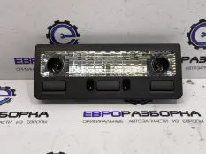 Фонарь салона (плафон) задний Land Rover