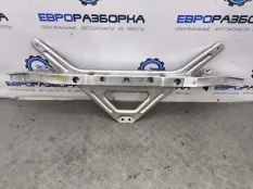 Распорка Audi Q7 4M 2018 4M0805645B