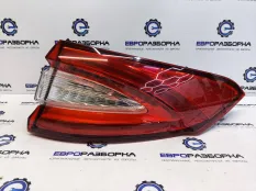 Фонарь задний правый Maserati Levante M161 2019