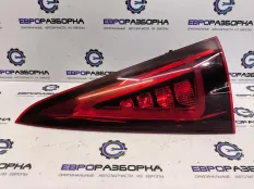 Фонарь крышки багажника правый Mercedes-Benz GLE