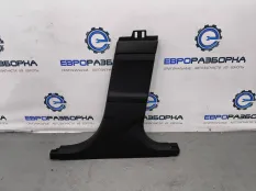 Обшивка центральной стойки правая нижняя BMW