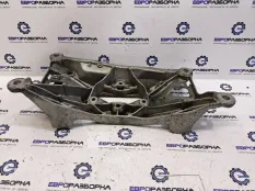 Кронштейн коробки (балка кпп) Audi A5 F5 рест. F53