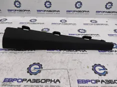Накладка в салоне Bentley Bentayga рест. 4V1 2023