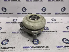 Подушка крепления КПП правая Bentley Bentayga
