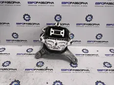 Подушка крепления КПП Bentley Bentayga рест. 4V1