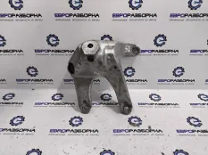 Кронштейн двигателя левый Bentley Bentayga рест.