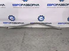 Молдинг двери задней правой Volvo XC40 2020
