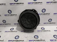 Динамик Audi A4 B9 2019 8W5035411