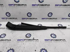 Щеткодержатель задний Maserati Levante M161 2019