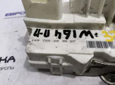 Замок двери передней правой Mercedes-Benz M W164