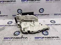Замок двери передней левой Maserati Levante M161
