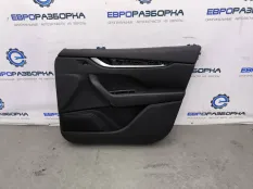 Обшивка двери передней правой Maserati Levante