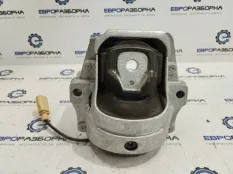 Кронштейн двигателя Porsche Macan 2-й рест. 95B