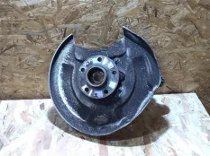 Кулак задний правый Volvo XC90 2 2019 31658320