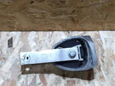 Кронштейн двигателя передний Volvo XC90 2 2019