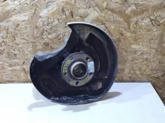 Кулак задний левый Volvo XC90 2 2019 31658319