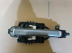 Ручка наружная двери передней левой Volvo XC90 2