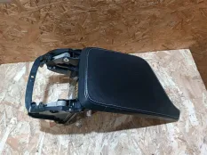 Центральный подлокотник Volvo XC90 2 2019 32260985