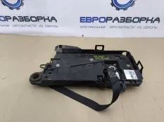 Полка аккумулятора Volvo XC40 2020 32132919
