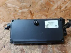 Камера бокового обзора Volvo XC90 2 2019 32243276