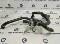 Водяная помпа Volvo XC40 2020 32222110