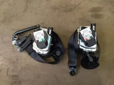 Ремень безопасности Jaguar XE X760 2015