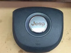 Подушка безопасности водителя Jeep Grand Cherokee