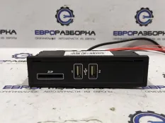 Разъем AUX / USB Mercedes-Benz X W470 2018