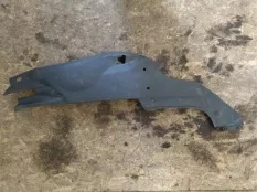 Накладка колесной арки задняя Audi R8 42 420 2008