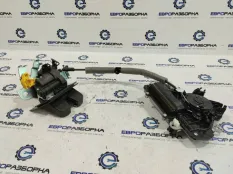 Замок багажника Audi Q8 4M 4M8 2021 4M0827506D