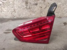 Фонарь крышки багажника правый Audi S8 D4 2013
