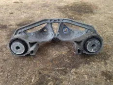 Кронштейн редуктора Audi R8 42 420 2008 420599287