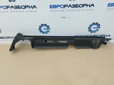 Накладка крышки багажника Audi Q8 4M 4M8 2021