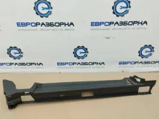 Накладка крышки багажника Audi Q8 4M 4M8 2021