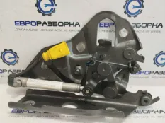 Петля капота левая Audi Q7 4M 2018 4M0823301