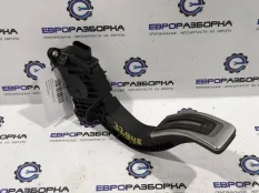 Педаль газа Audi Q7 4M 2018 8W1723523A