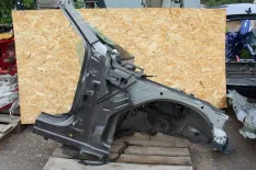 Четверть передняя правая Maserati Levante M161