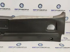 Накладка внутренняя на заднюю панель кузова