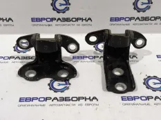Петля двери задней правой Toyota Land Cruiser
